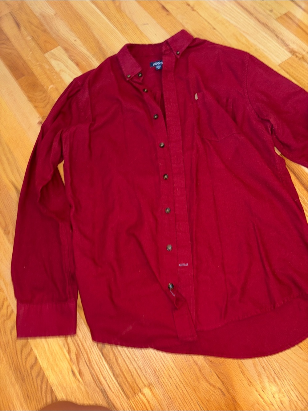 Izod Men's Burgundy Long-Sleeve Casual Button-Down Shirt